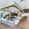 Beautiful Furnished Townhome w Private Pool - 基西米