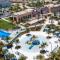 Beautiful Furnished Townhome w Private Pool