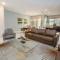 Beautiful Furnished Townhome w Private Pool