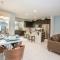 Beautiful Furnished Townhome w Private Pool - 基西米
