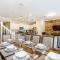 Beautiful Townhome wPrivate Pool 7 mi to Disney