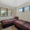 Oceanside Bach - Mount Maunganui Holiday Home - 芒格努伊山