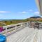 Oceanside Bach - Mount Maunganui Holiday Home