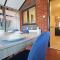 The Barwoods - Modern Spacious Home in Chester - Parking