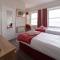Somerset Hotel