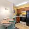 Residences at Daniel Webster