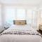 Urban Convenience Studio Flat - Dallas
