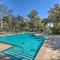 Walk to Coligny Beach Park Coastal Oasis with Pool - 希尔顿黑德岛