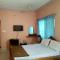 Aruvi Hotel