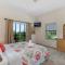 Three-Bedroom Townhome Davenport