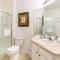 Three-Bedroom Townhome Davenport