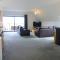 Gerycastell Luxury Holiday Apartment with Stunning Views & EV Station Point