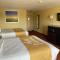 Days Inn & Suites by Wyndham Des Moines Airport