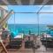 Tropical Hotel