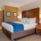 Comfort Inn & Suites near Route 66 Award Winning Gold Hotel 2021