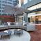 Modern Building - Free Parking - By CHOC & St Joseph - اورانج
