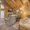 Mountain Eden, Hot Tub, Resort Pool, WIFI, 1089 FREE tickets each paid day, Dollywood and More