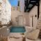 Sutor Chic Manor