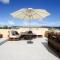 GetawayNpetto Private Duplex Maisonette with Jacuzzi Hot Tub