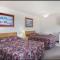 Almada Inn