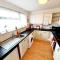 Rayleigh Town Centre 2 Bedroom Apartment - Rayleigh