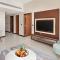 Holiday Inn Dubai Al-Maktoum Airport by IHG