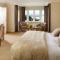 Harbour Heights Hotel