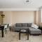 Dwupoziomowy Apartament 3city w Gdyni z Biurkiem i Balkonem by Noclegi Renters