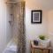 Luxury Living, Stylish Modern Apartment in the Heart of Ryde