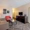 La Quinta by Wyndham Elkview - Charleston NE