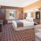 Microtel Inn & Suites Quincy by Wyndham - Quincy