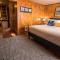 Anchor Inn Resort