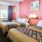 Super 8 by Wyndham Stafford Sugarland Area
