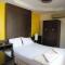 J Hotel