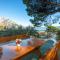 Beach Apartments "Bili Cvitak"