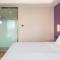Lavande Hotel Nanjing south railway station Dinghe Bridge