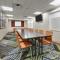 Holiday Inn Express & Suites Mitchell by IHG