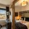 Holly Lodge Guest House with FREE off site health club