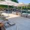 Hotel Bora Bora velipoja