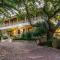 Ibis House