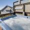 KY Cottage, with hot tub and lake view, on the Bourbon Trail