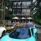 Full House Homestay