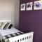 K Stunning 5 Bed Sleeps 8 Families Workers by Your Night Inn Group - Wolverhampton