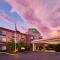 Holiday Inn Express Hotel & Suites Medford-Central Point, an IHG Hotel