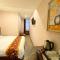 Megaboom City Hotel