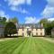 Mansion in Lantheuil France with Garden - Lantheuil