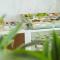 Yarra Ocean Suites Danang