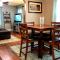 2BR Private House Available close to UE - إيفانسفيل