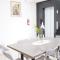 UROOMS Senayan