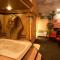 Black Swan Inn Luxurious Theme Rooms - Покателло